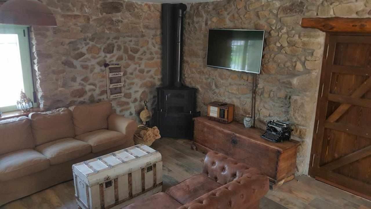 Casa Rural Rojo Del Tietar La Iglesuela Luaran gambar
